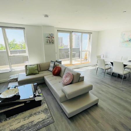 Modern Penthouse Flat With Free Indoor Parking Apartment London Ngoại thất bức ảnh